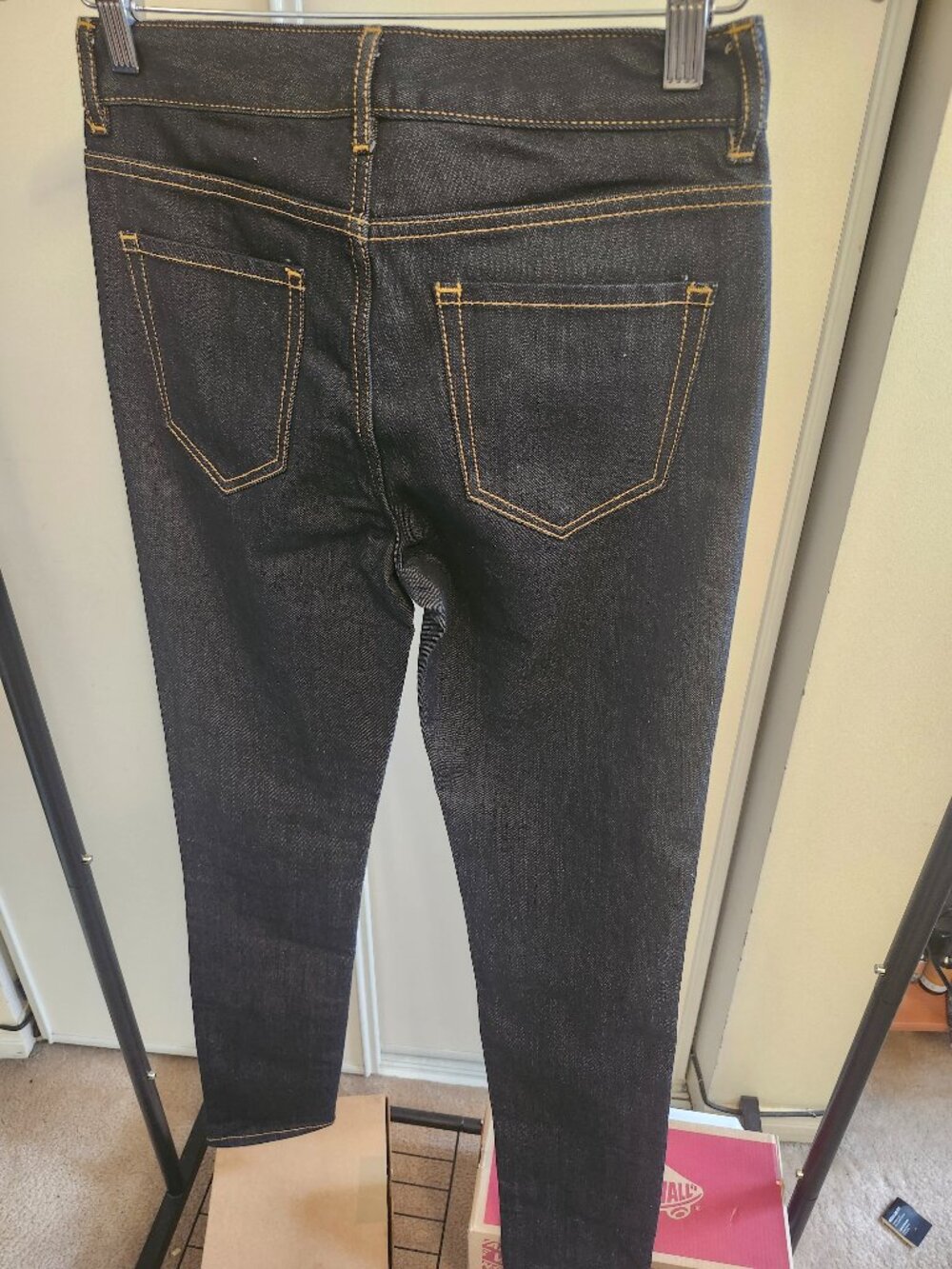 JOE FRESH JEANS SIZE 25